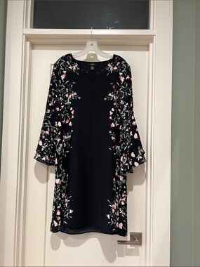 black lace dress scalloped neck BLACK LACE SCALLOPED DRESS – Corral Western Wear main image 0